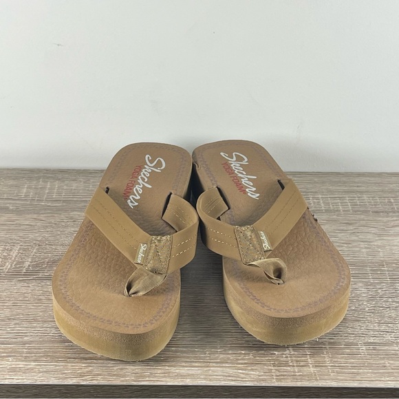 Skechers Platform Flip Flops - Picture 2 of 5